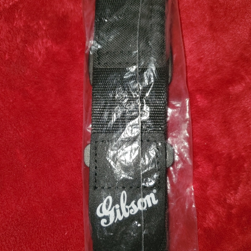 Gibson guitar strap brand new never been opened